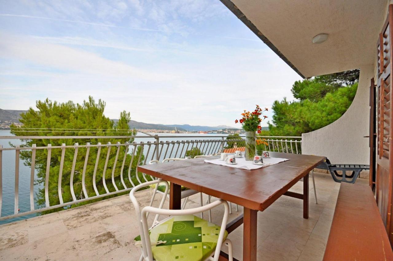 Apartment Jakov Donji Okrug  Екстериор снимка