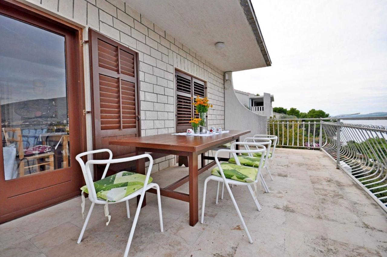 Apartment Jakov Donji Okrug  Екстериор снимка