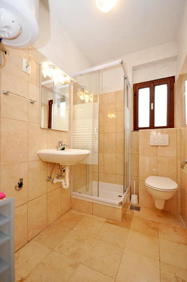 Apartment Jakov Donji Okrug  Екстериор снимка